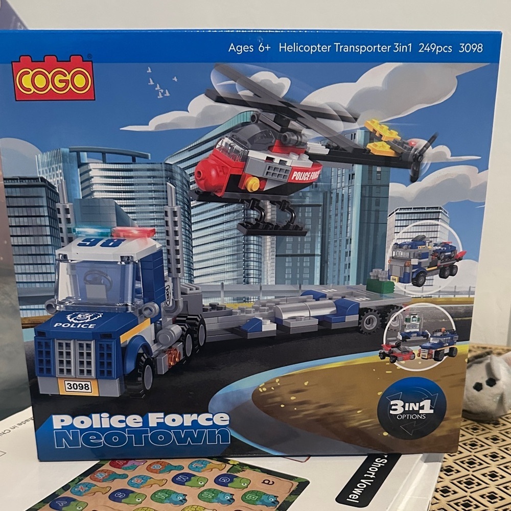 Police Force Neotown Helicopter Transporter 3in1 Set